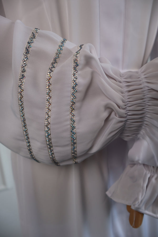 Abaya Noor – zijaanzicht vloeiende damesabaya – HBYA