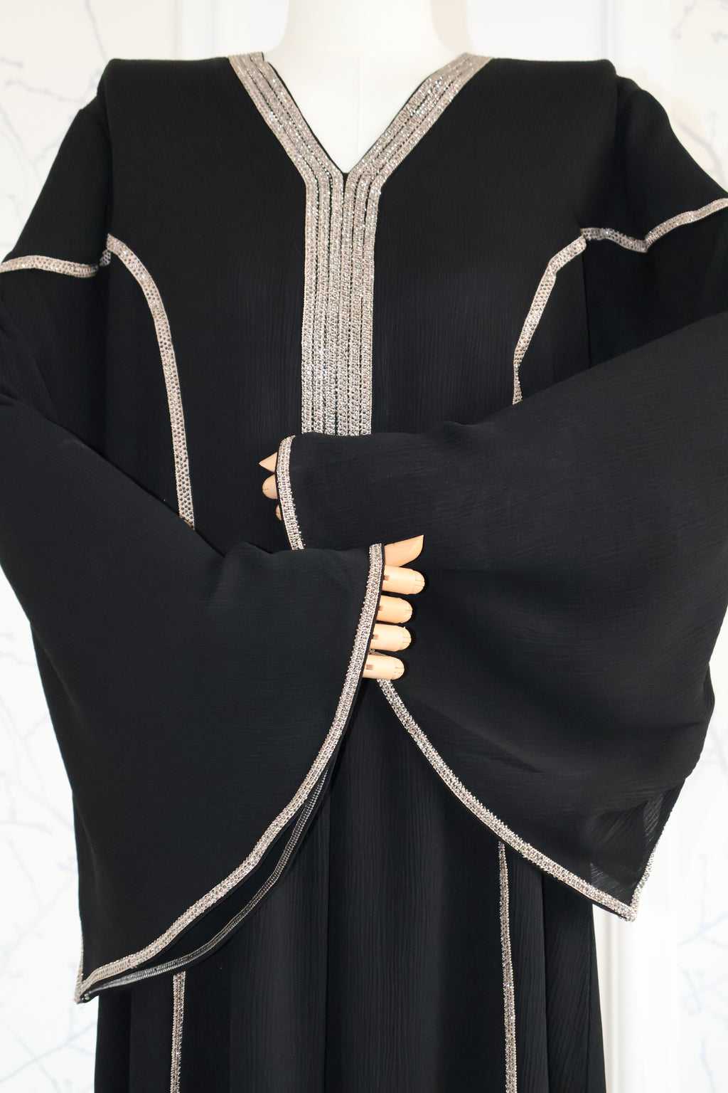 Abaya Layali – detailopname stof en afwerking – HBYA