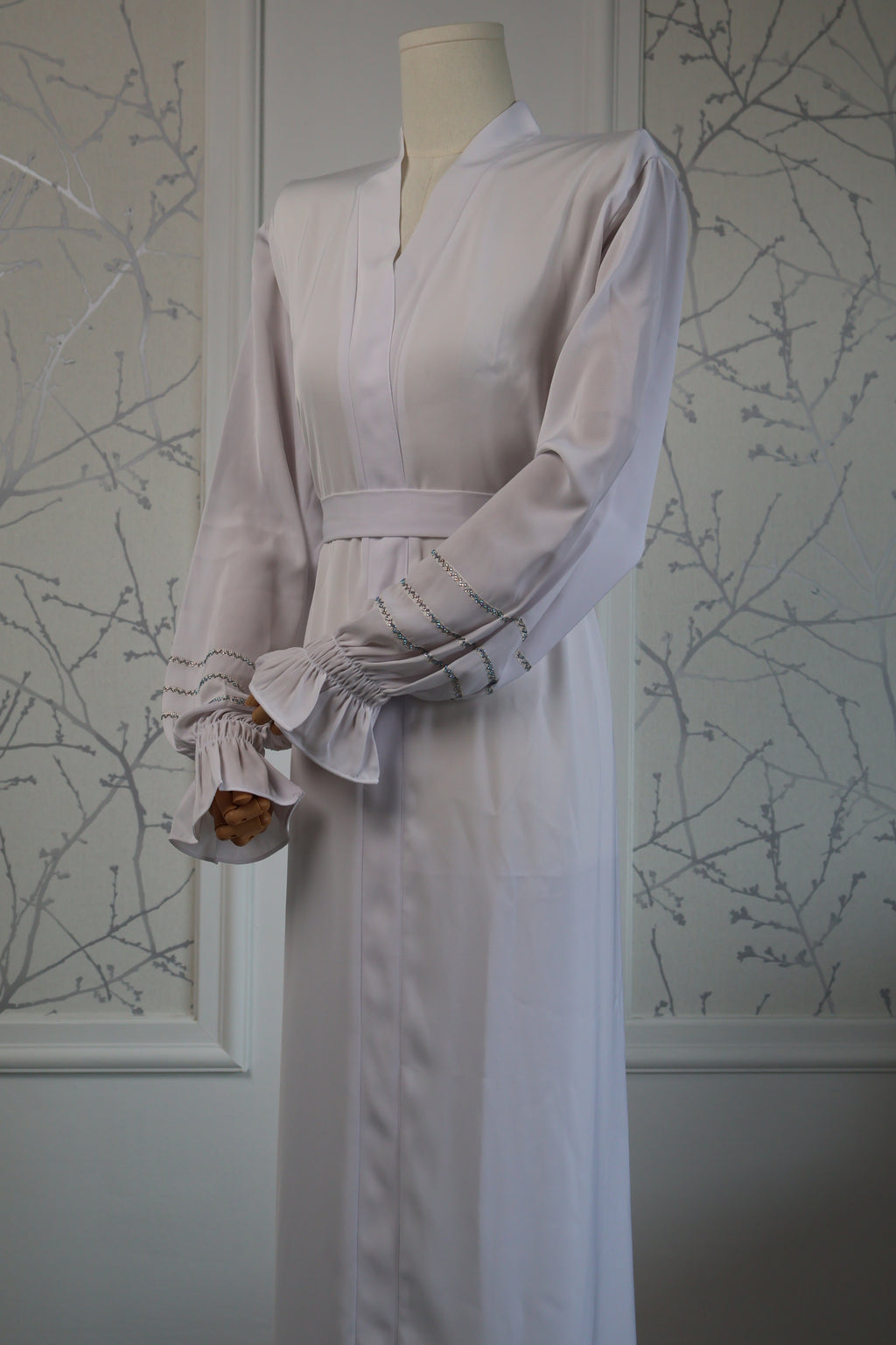 Abaya Noor – detailopname stof en afwerking – HBYA