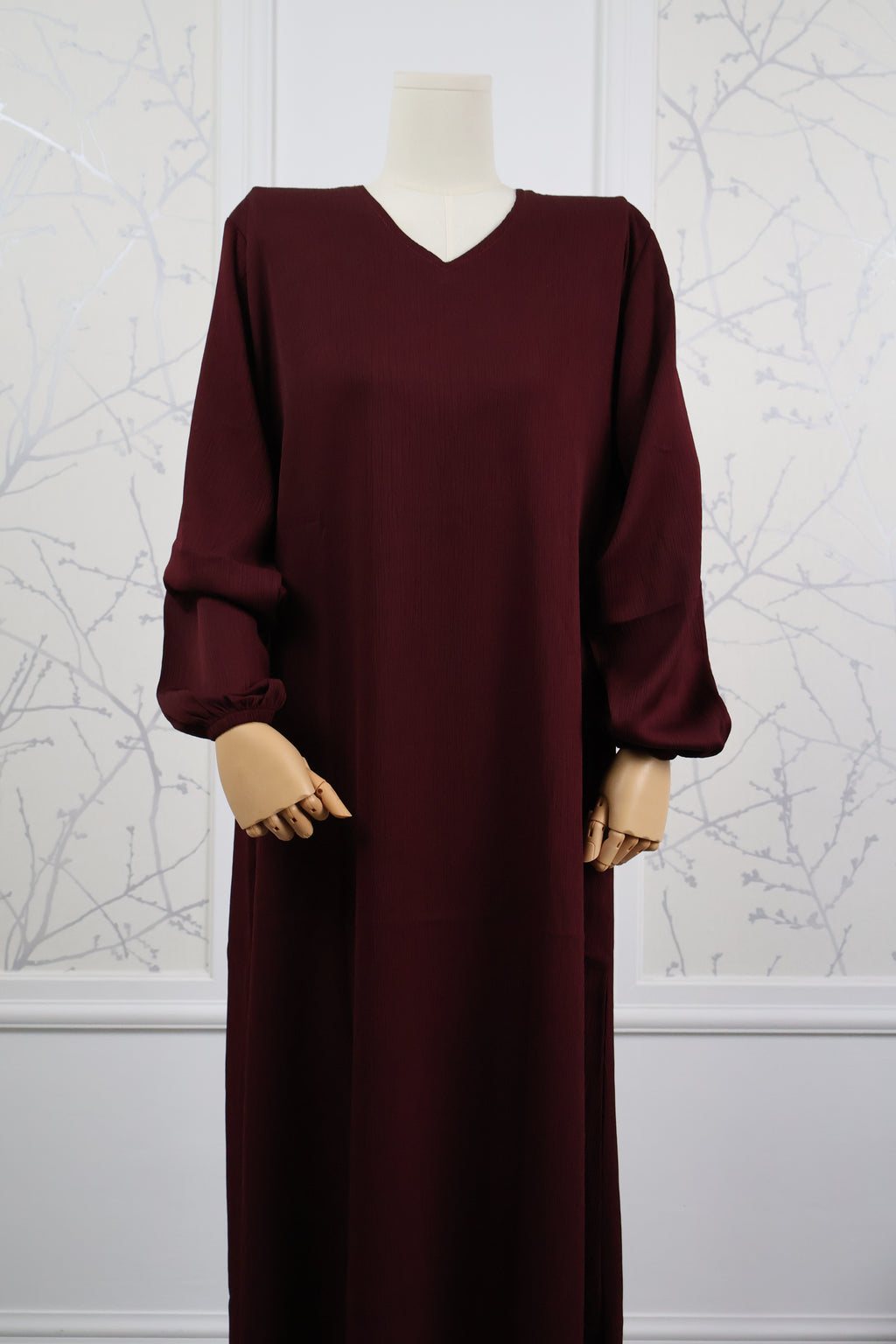 Rode abaya van crêpestof met elegante pasvorm - Abaya Basic Rood Crêpe | HBYA